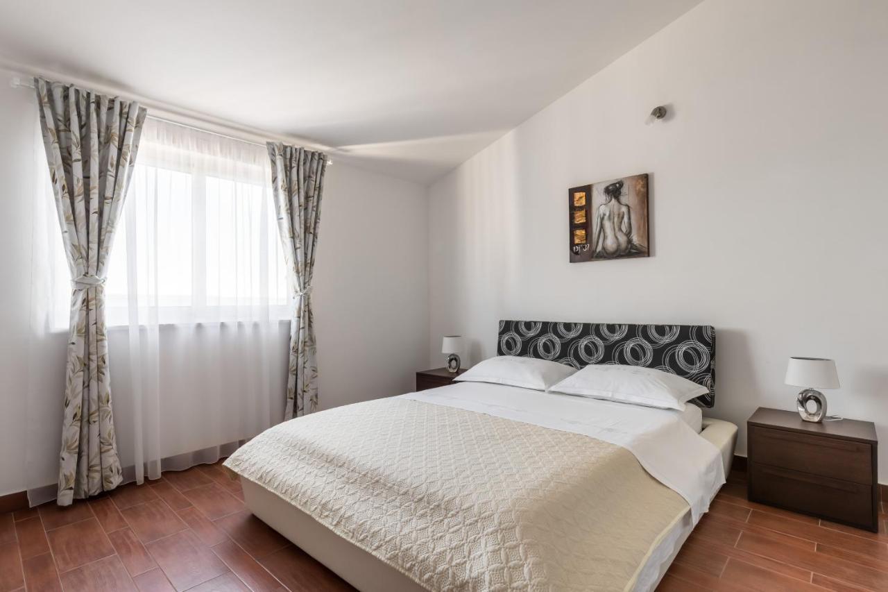 Apartments Croatia Trogir Exteriör bild